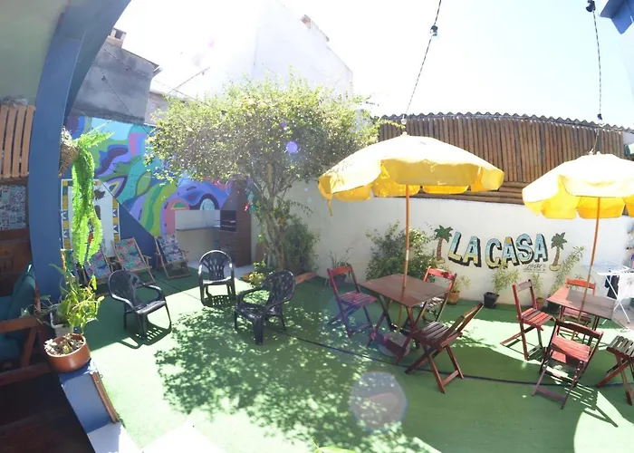 La Casa Hostel